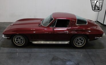 Chevrolet-Corvette-Coupe-1965-9