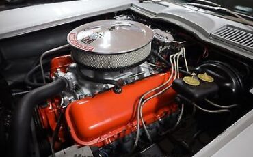 Chevrolet-Corvette-Coupe-1966-2