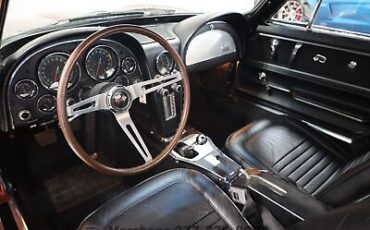 Chevrolet-Corvette-Coupe-1967-1