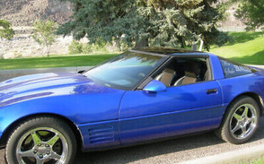 Chevrolet-Corvette-Coupe-1989-2