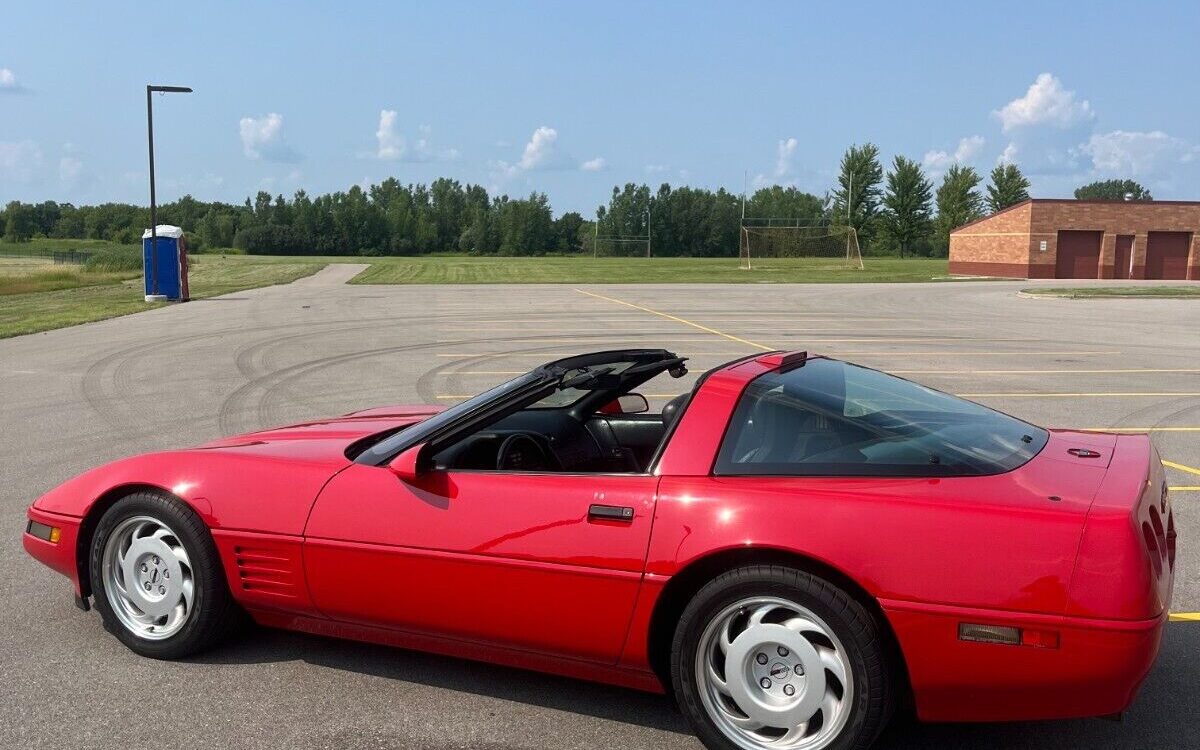 Chevrolet-Corvette-Coupe-1991-8