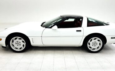 Chevrolet-Corvette-Coupe-1992-1