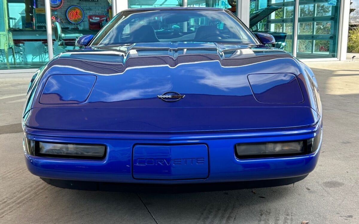 Chevrolet-Corvette-Coupe-1994-1