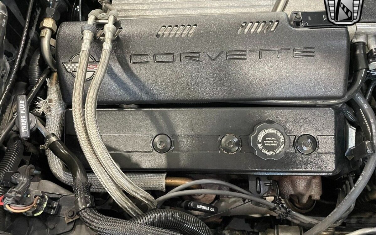 Chevrolet-Corvette-Coupe-1994-10