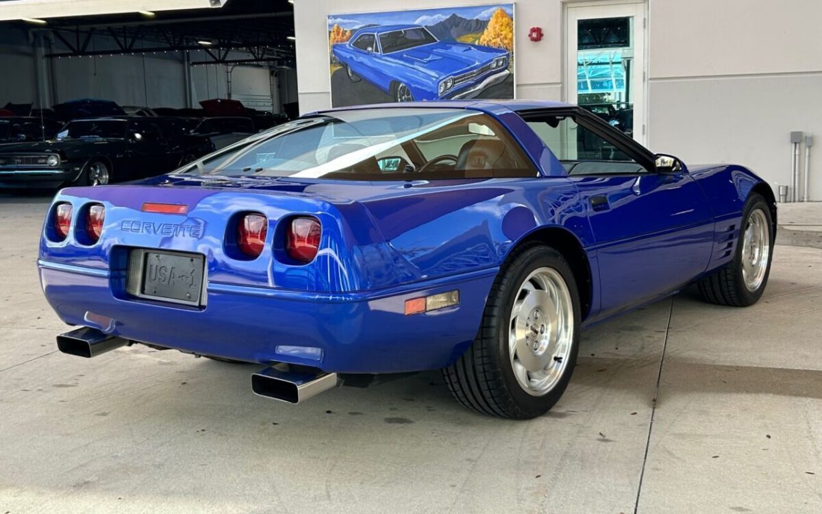 Chevrolet-Corvette-Coupe-1994-5