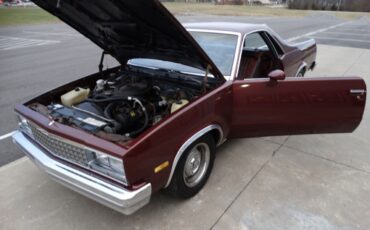 Chevrolet-El-Camino-1982-10