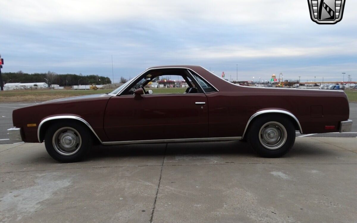 Chevrolet-El-Camino-1982-3