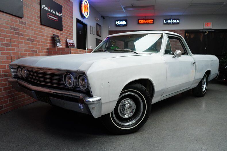 Chevrolet-El-Camino-Coupe-1967-3
