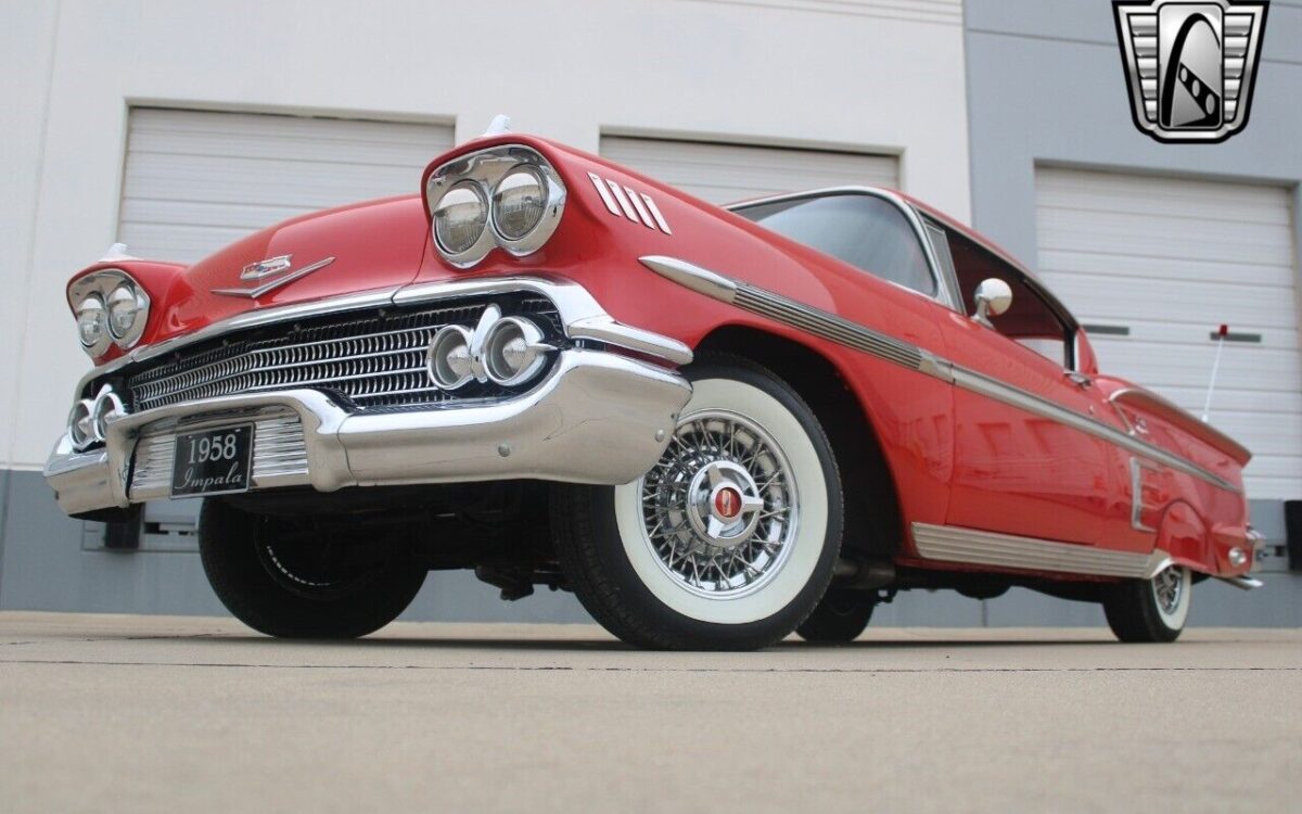Chevrolet-Impala-1958-3