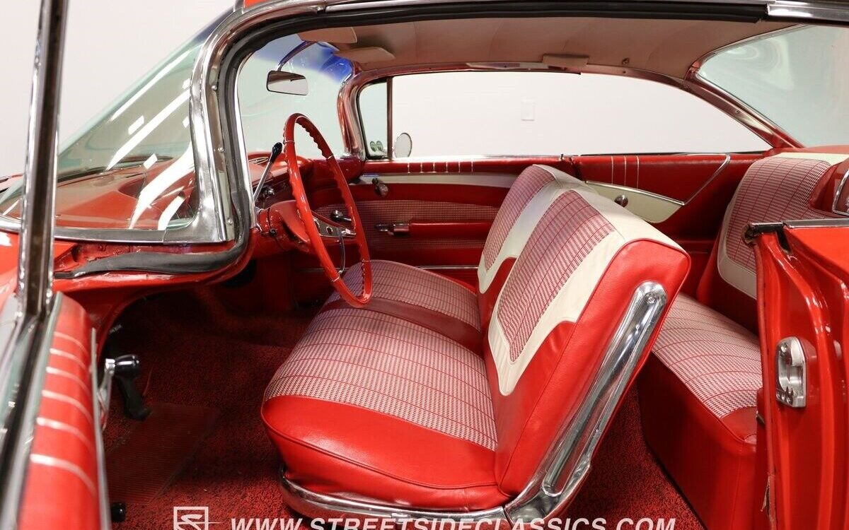 Chevrolet-Impala-1960-4