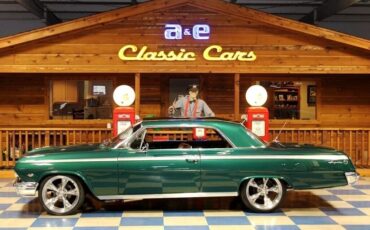 Chevrolet-Impala-1962-1