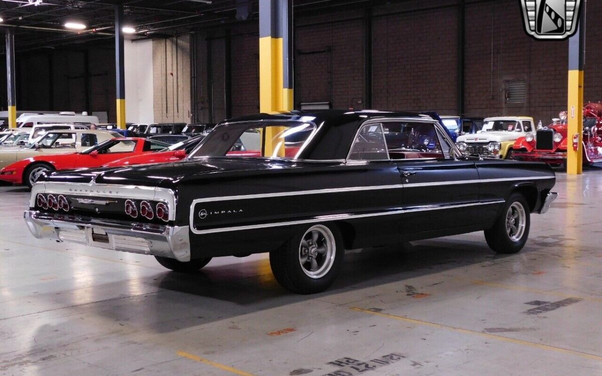 Chevrolet-Impala-1964-4