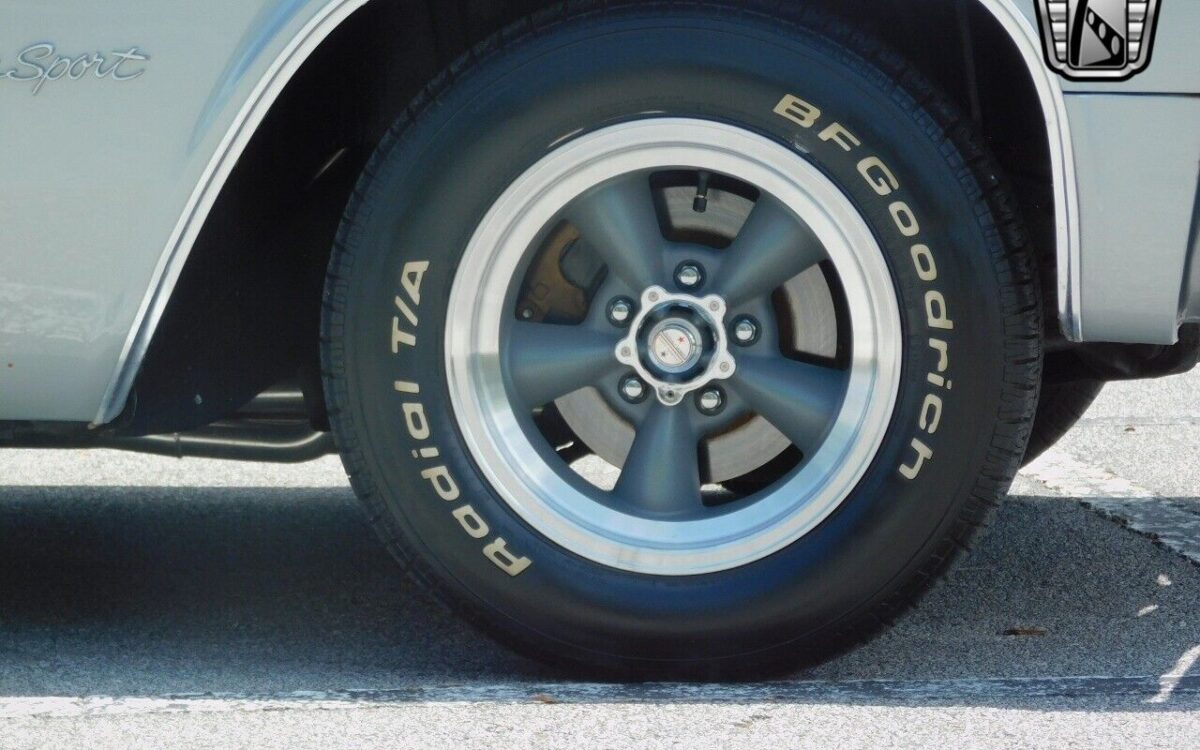 Chevrolet-Impala-1965-10