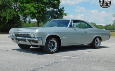 Chevrolet-Impala-1965-3