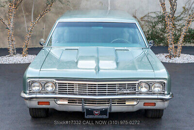 Chevrolet-Impala-1966-1