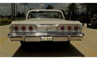 Chevrolet-Impala-Coupe-1963-8