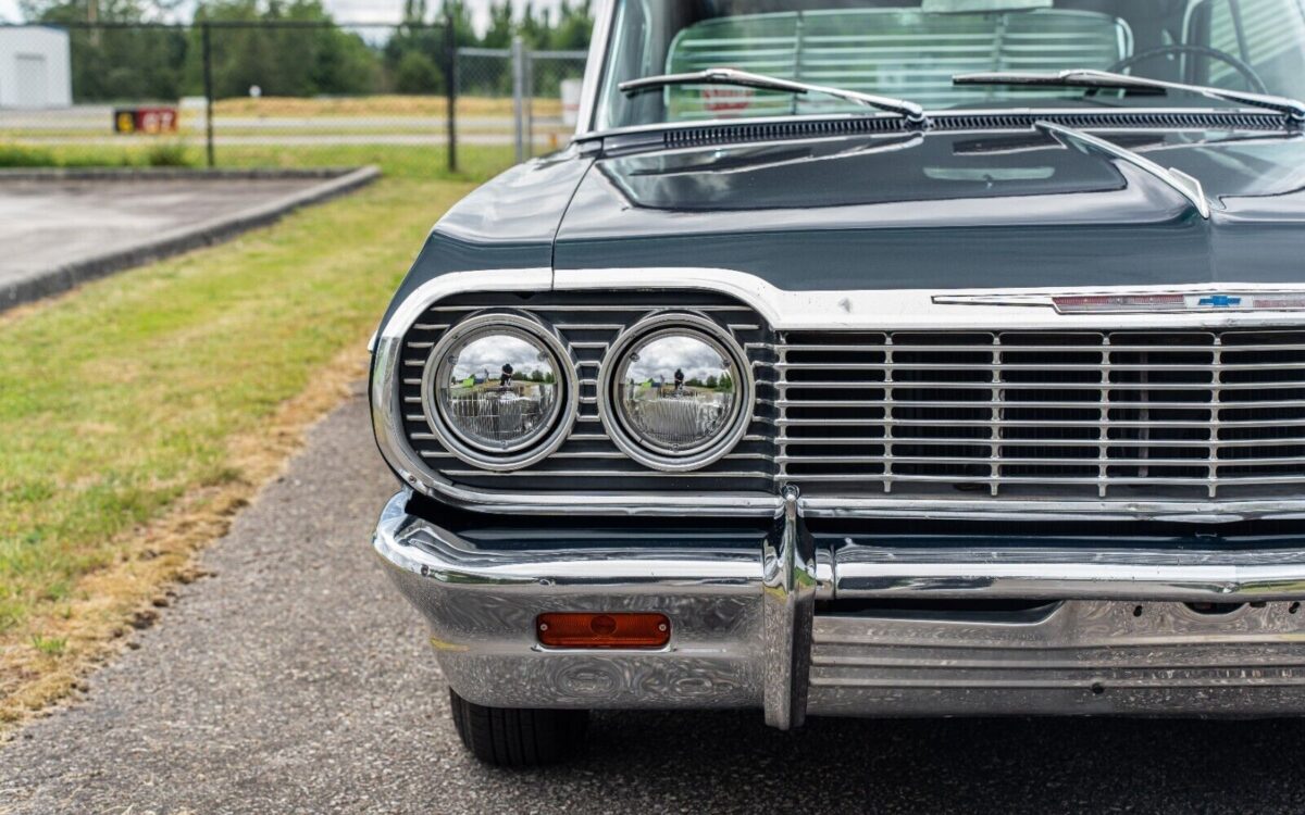 Chevrolet-Impala-Coupe-1964-14