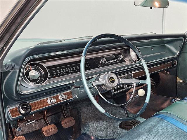 Chevrolet-Impala-Coupe-1965-8