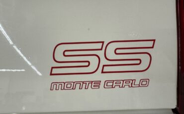 Chevrolet-Monte-Carlo-Coupe-1987-17