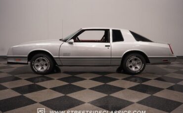 Chevrolet-Monte-Carlo-Coupe-1987-2