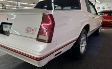 Chevrolet-Monte-Carlo-Coupe-1987-28