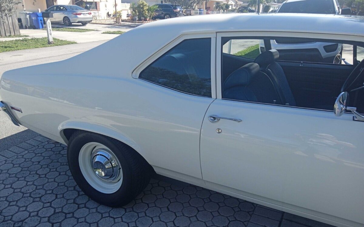 Chevrolet-Nova-1971-12