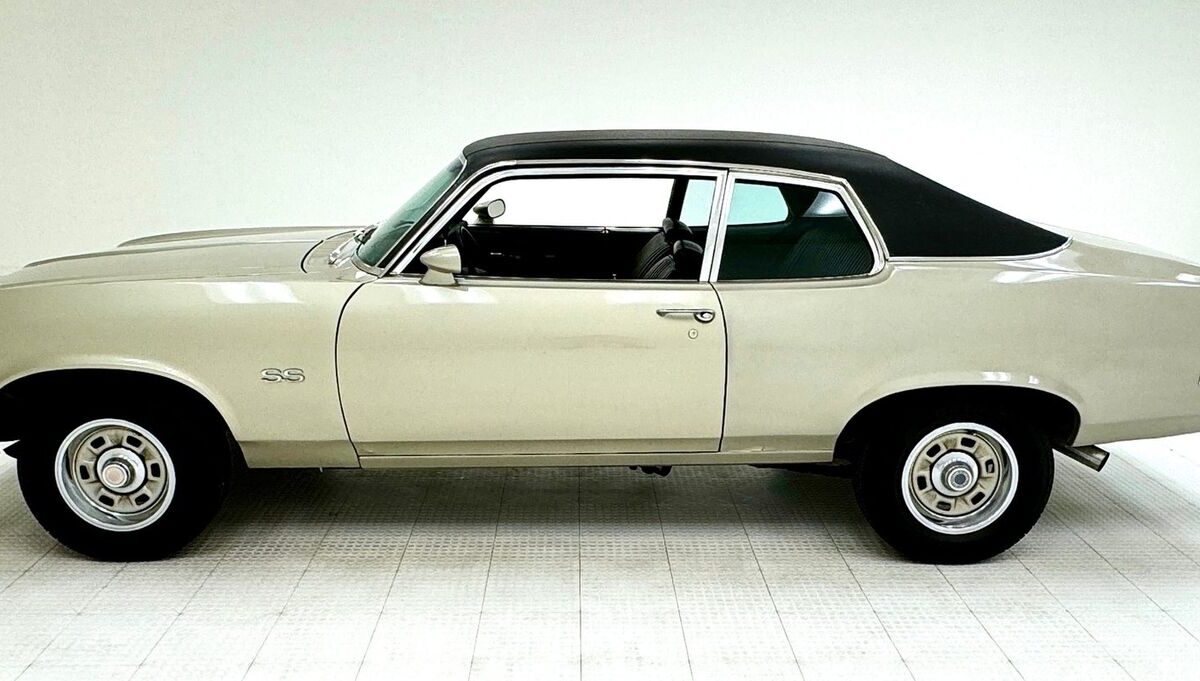 Chevrolet-Nova-1973-1
