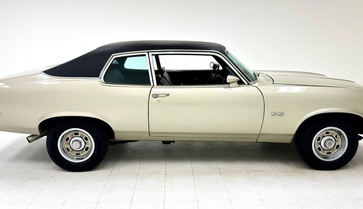 Chevrolet-Nova-1973-5
