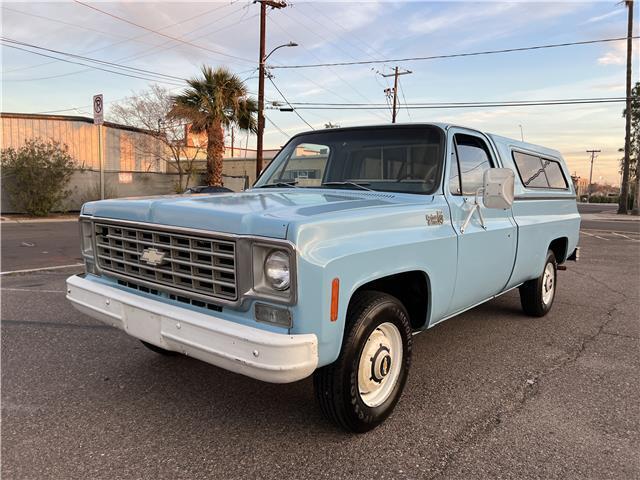 Chevrolet-Other-Pickups-1976-2