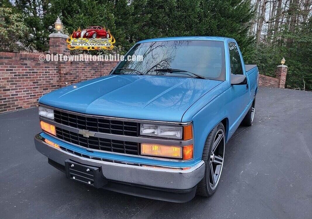 Chevrolet-Silverado-1500-Pickup-1993-4
