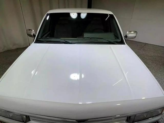 Chevrolet-Silverado-1500-Pickup-1994-17