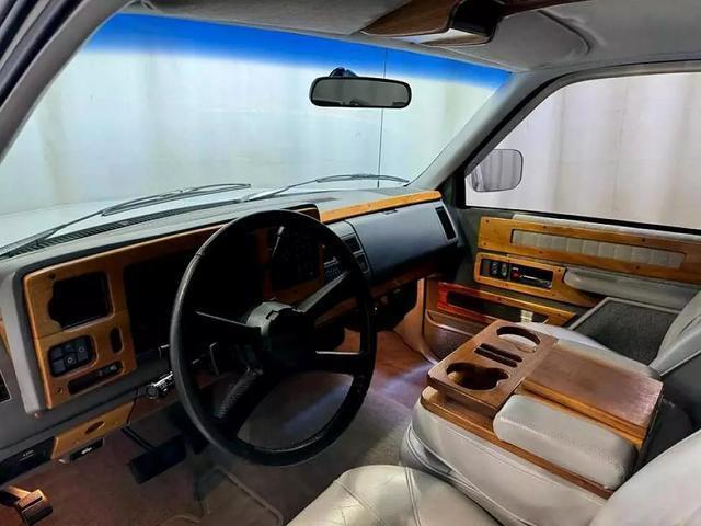 Chevrolet-Silverado-1500-Pickup-1994-26