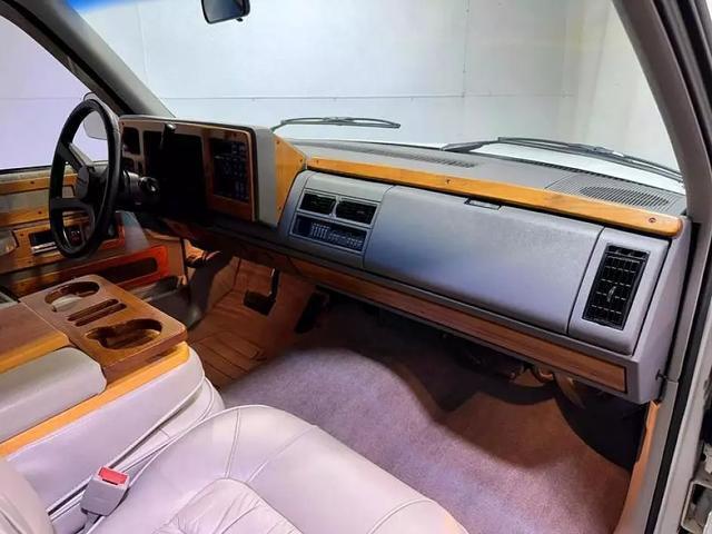 Chevrolet-Silverado-1500-Pickup-1994-29