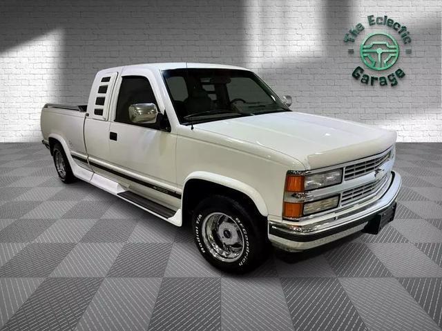 Chevrolet-Silverado-1500-Pickup-1994-3