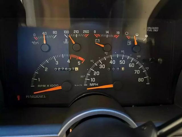 Chevrolet-Silverado-1500-Pickup-1994-39