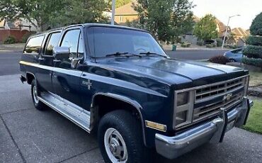 Chevrolet-Suburban-1988-18