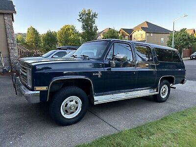 Chevrolet Suburban  1988