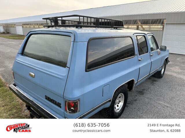 Chevrolet-Suburban-SUV-1991-11
