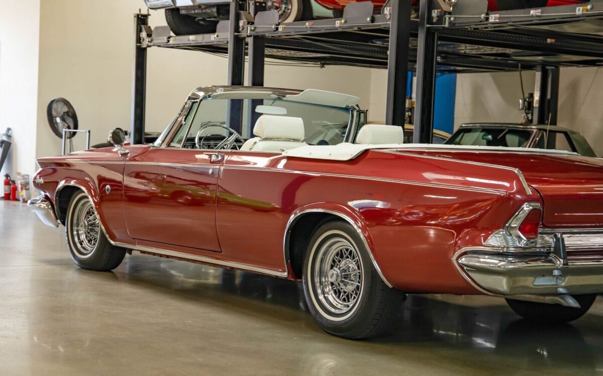 Chrysler-300-K-413390HP-2x4BBL-Stroked-to-472-c.i.-V8-Cust-Cabriolet-1964-20