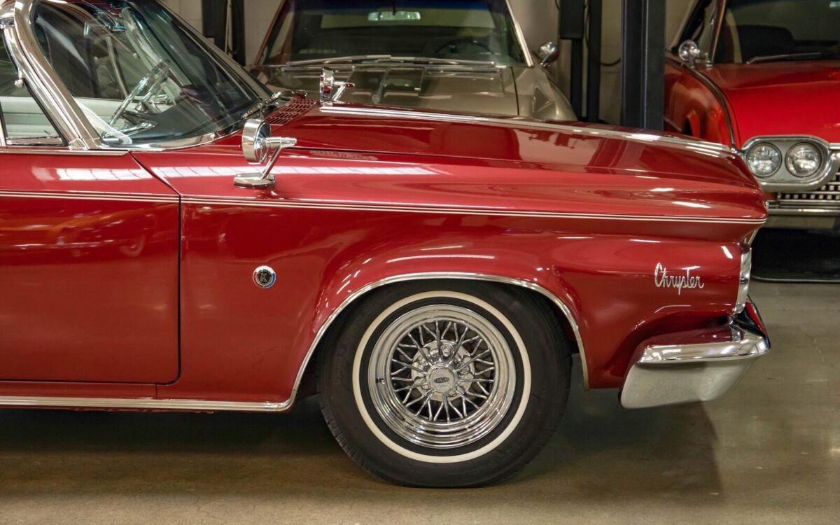 Chrysler-300-K-413390HP-2x4BBL-Stroked-to-472-c.i.-V8-Cust-Cabriolet-1964-3