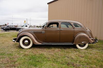 Chrysler-Airflow-1936-2