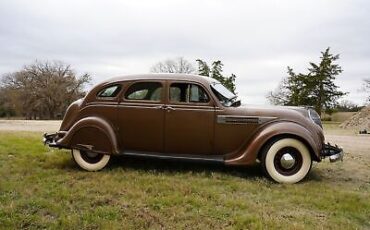 Chrysler-Airflow-1936-3