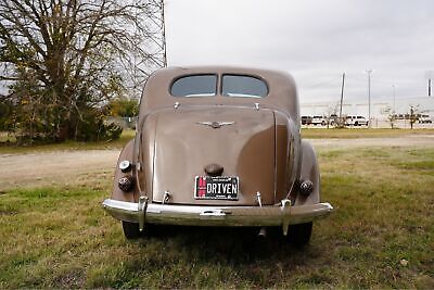 Chrysler-Airflow-1936-4