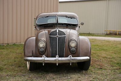 Chrysler-Airflow-1936-6
