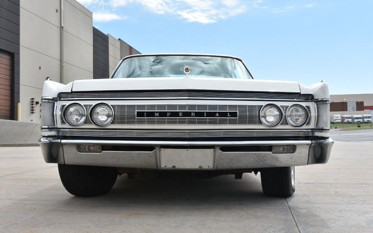 Chrysler-Imperial-1967-9