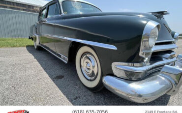 Chrysler-New-Yorker-Berline-1954-11