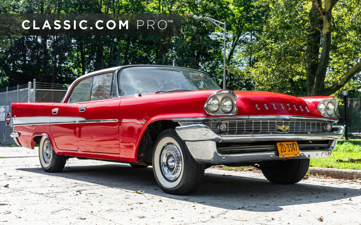 Chrysler-Saratoga-Coupe-1958-2