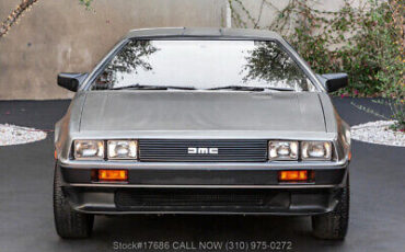 DeLorean-DMC-12-1981-1