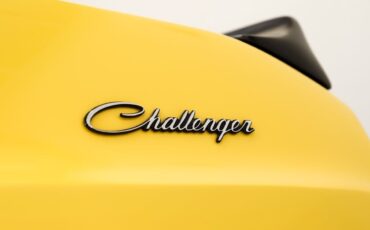 Dodge-Challenger-1973-10