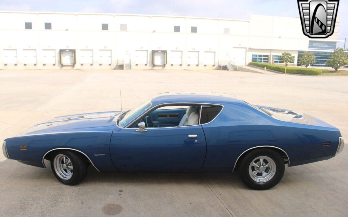 Dodge-Charger-1971-3